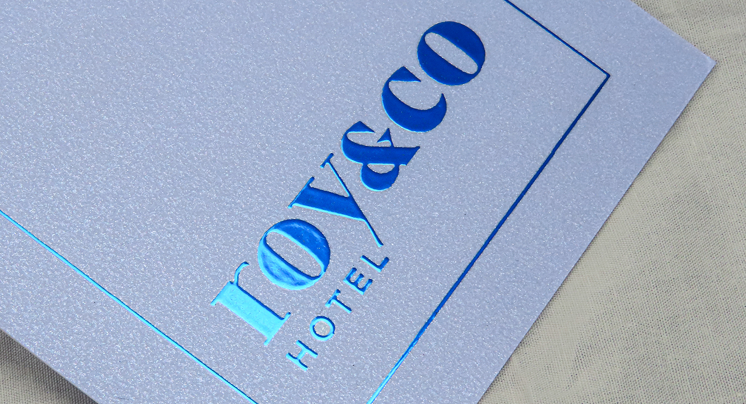Invitaciones para inauguración de hotel de lujo
